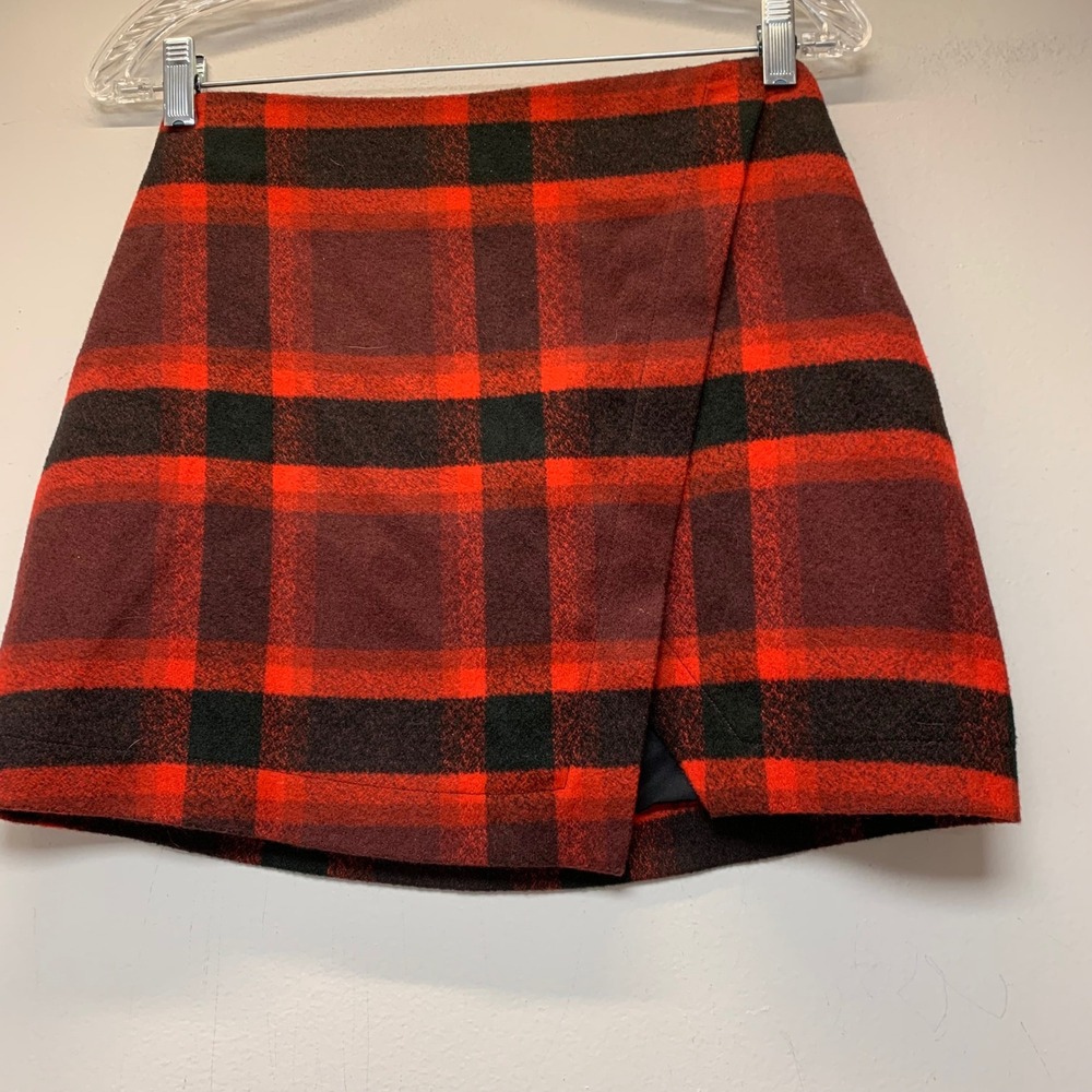 Abercrombie & Fitch Skirt Women 2 Red Excellent Wool Blend Plaid Wrap Academia